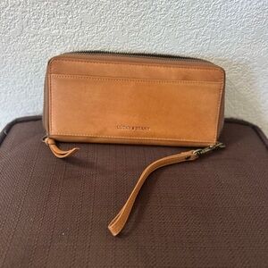 Lucky Brand Brown Leather‎ Wristlet Wallet